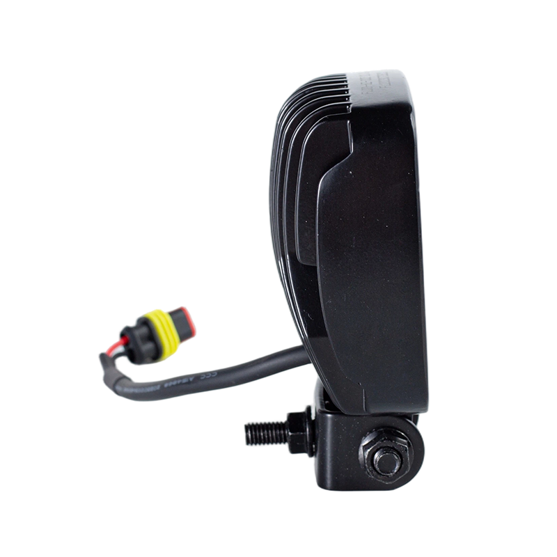 IP67 002 Heavy-Duty 6-LED Work Light for Industrial Vehicles