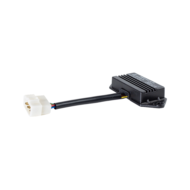 IP65  DC12V Wide Voltage Over-Voltage Over-Current  Industrial Forklift Charging System Electronic Regulator