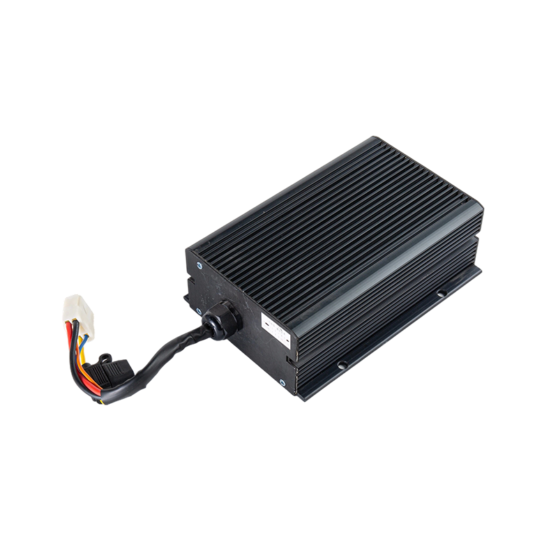 High Efficiency Stable Output IP65 Dustproof Oil Resistant DC48V Wide Input Forklift Vehicle DC-DC Voltage Step Down Module