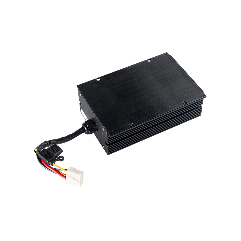 High Efficiency Stable Output IP65 Dustproof Oil Resistant DC48V Wide Input Forklift Vehicle DC-DC Voltage Step Down Module